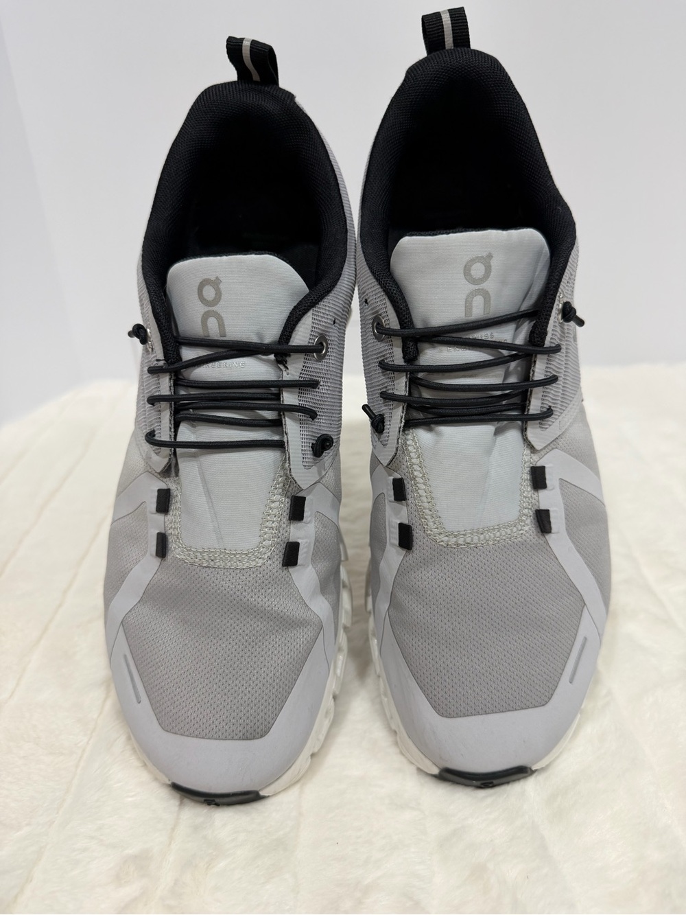 On - Cloud 5 Woman’s Waterproof Sneakers in GLACIER. Excellent Condiiton SZ 10 - Picture 4 of 15